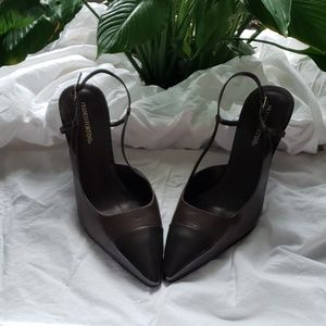 Slingback pumps